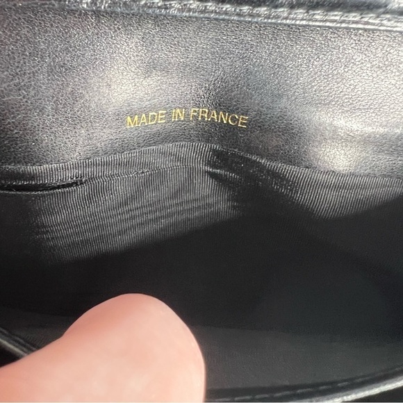 Chanel CC TImeless Caviar Bi-fold Black Wallet - Picture 11 of 13